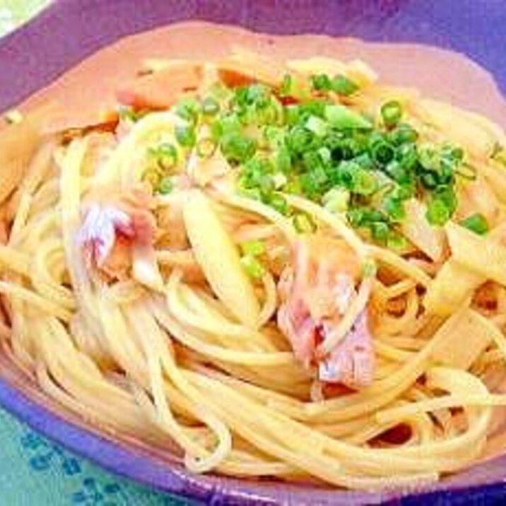 日本人なら誰でも大好き！焼き鮭スパゲティ